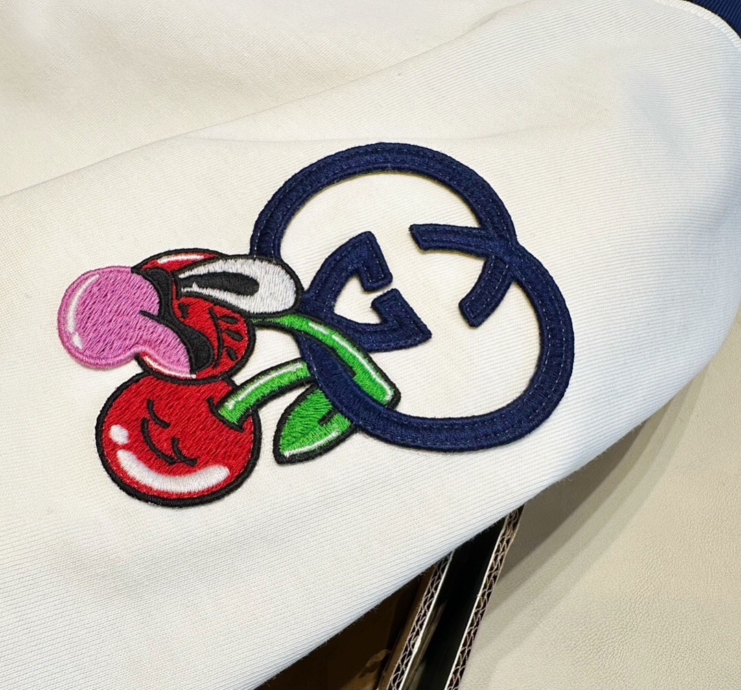 Gucci Peach Embroidered Short Sleeve - Image 8