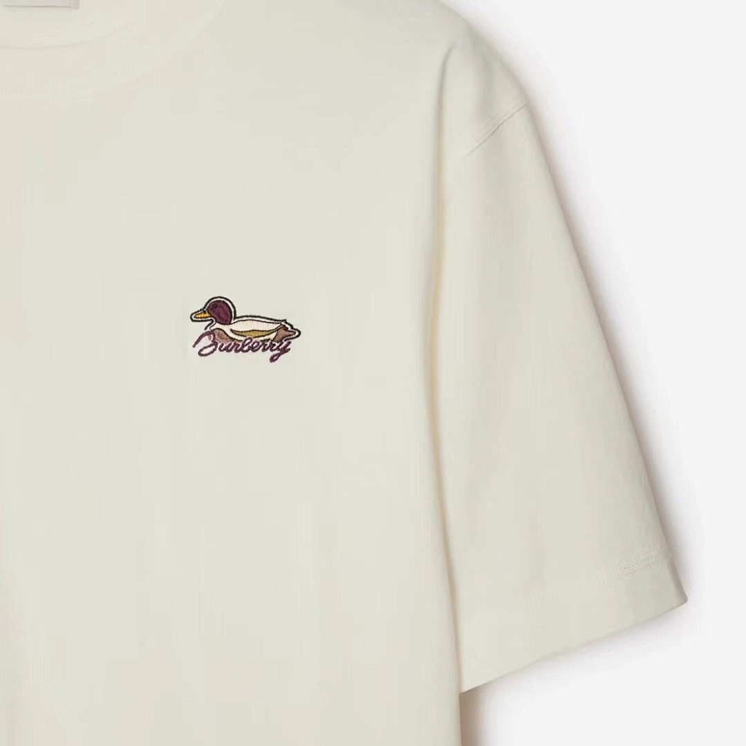 Burberry Water Embroidered T - Image 3