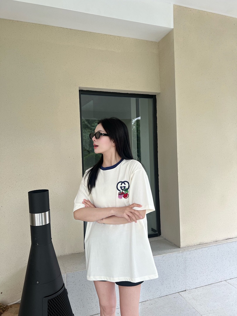 Gucci Peach Embroidered Short Sleeve - Image 17