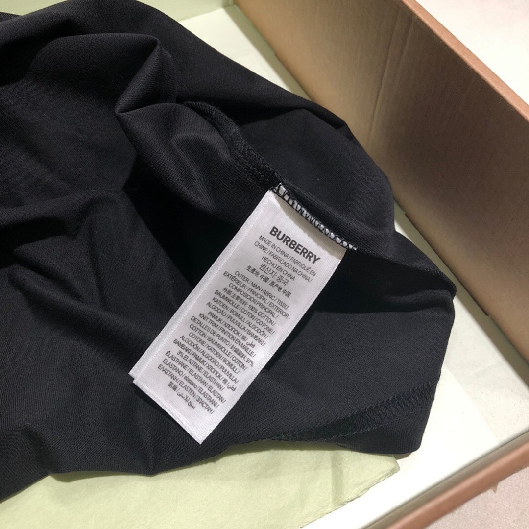 Burberry T - Image 9