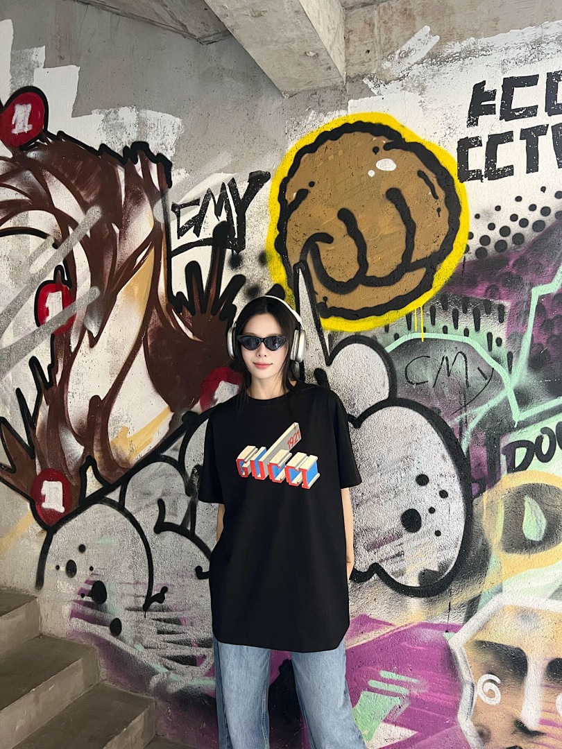 Gucci G Print Short Sleeve - Image 18