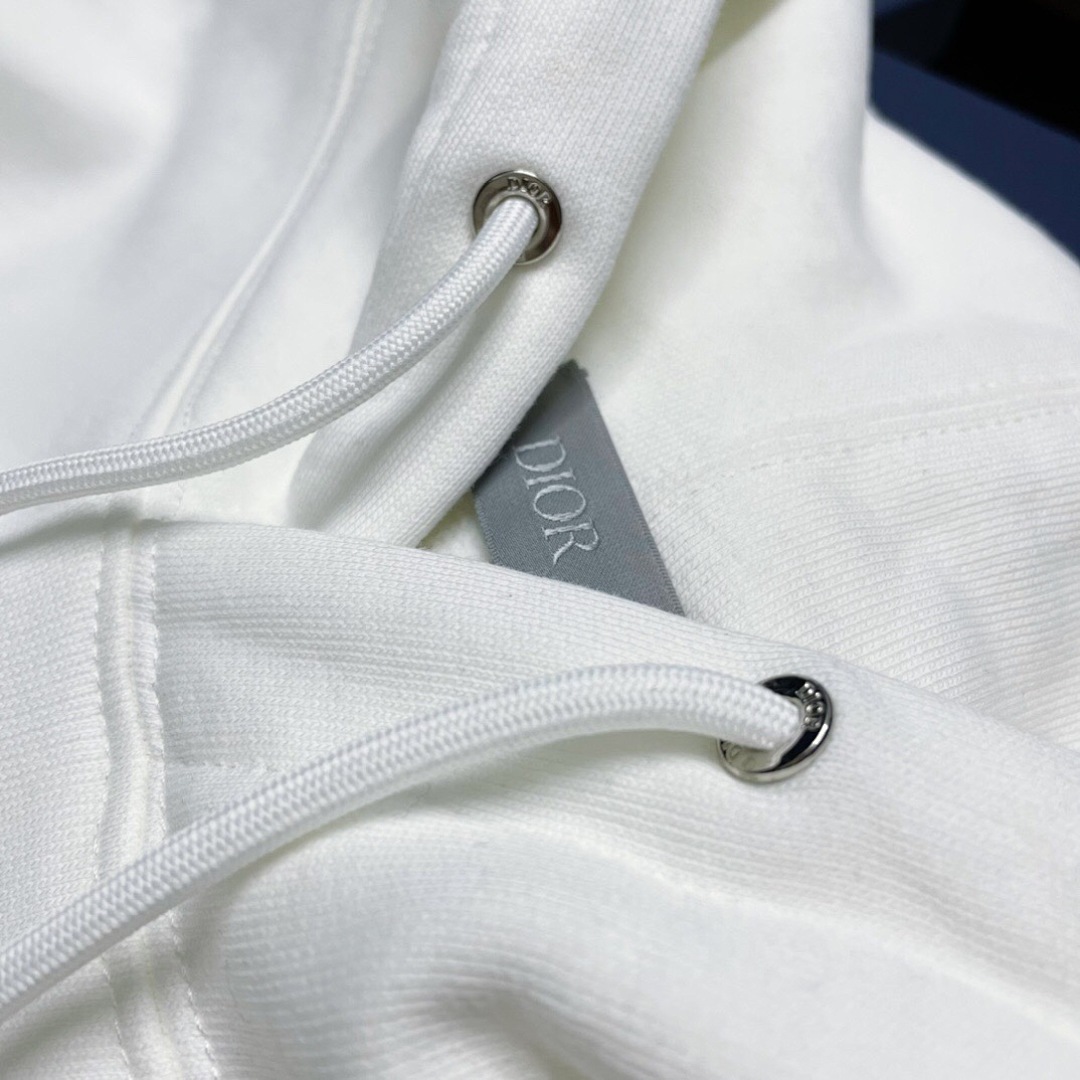 Unbranded DR Embroidered - Image 9