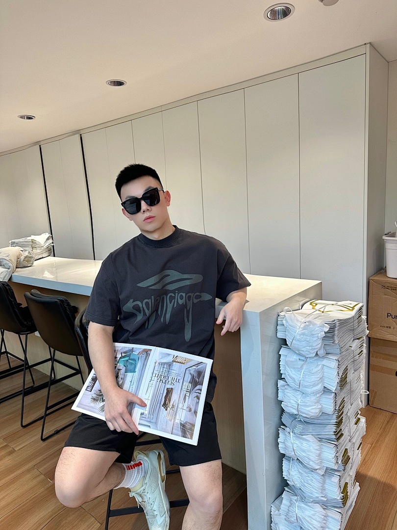 Balenciaga 3B Print Short Sleeve - Image 15