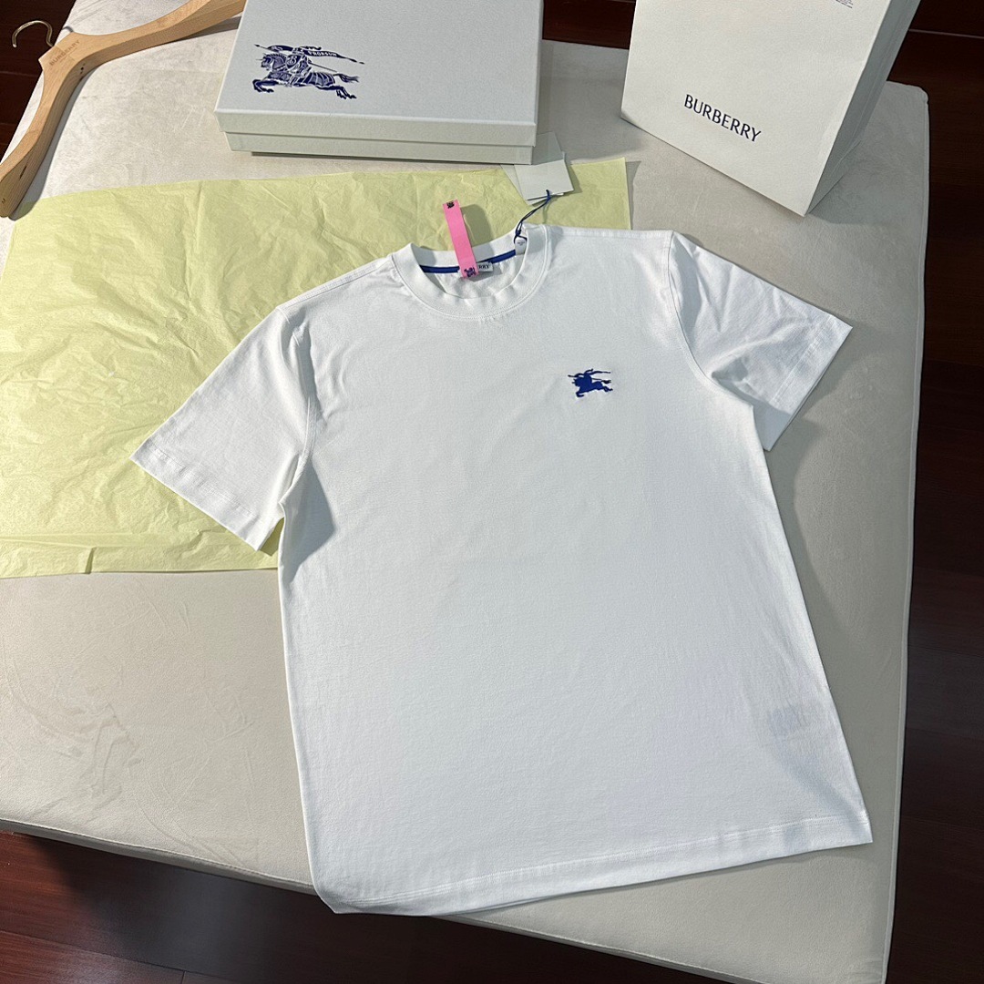 Burberry Embroidered T - Image 5
