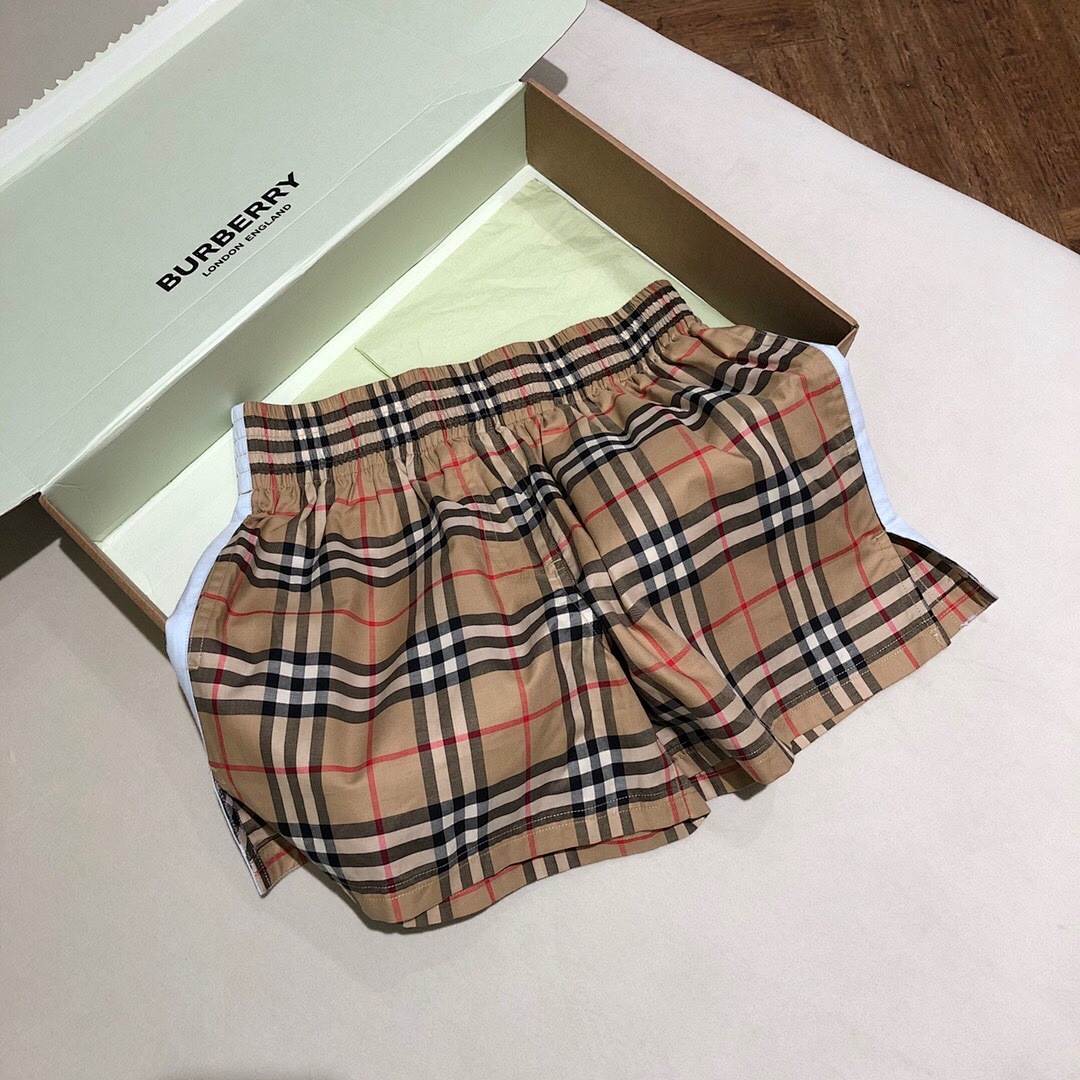 Burberry White Short (Women) - Image 4
