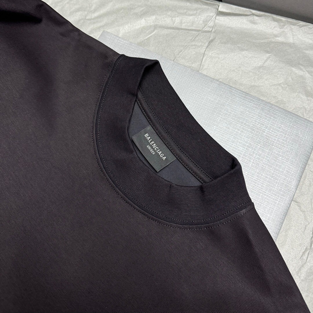Balenciaga 520 Limited Exclusive Short Sleeve - Image 6