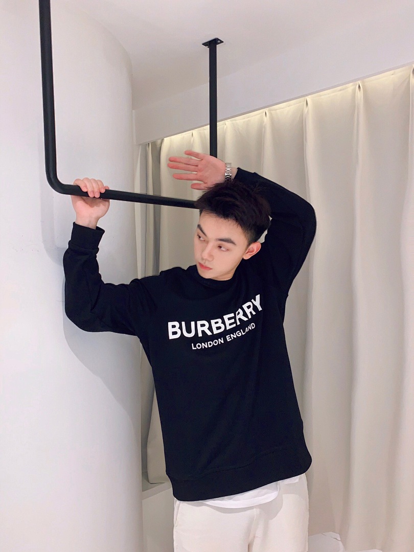 Burberry BR - Image 15