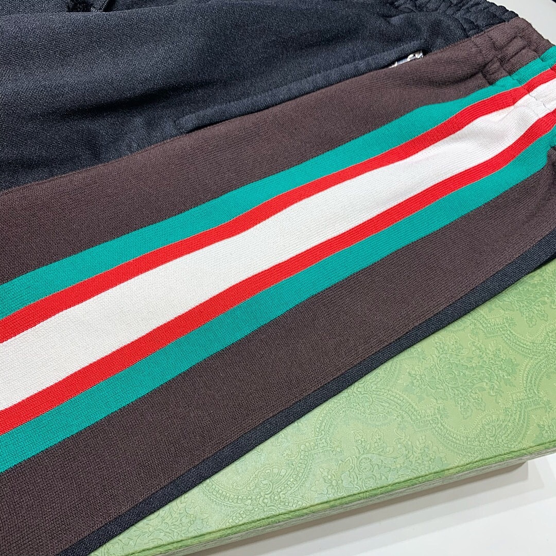 Gucci Strap Short - Image 10