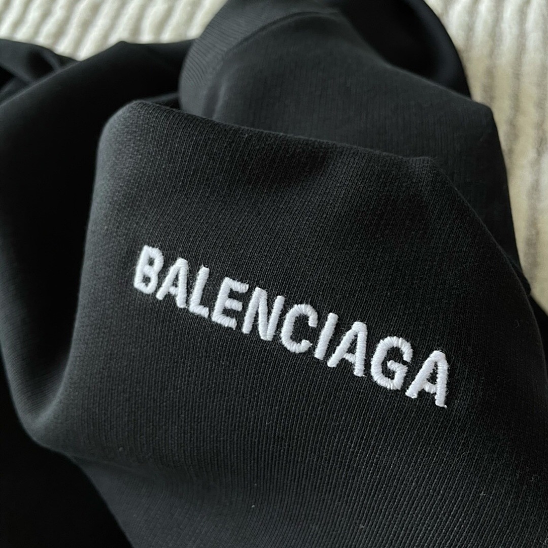 Balenciaga BA Embroidered - Image 4
