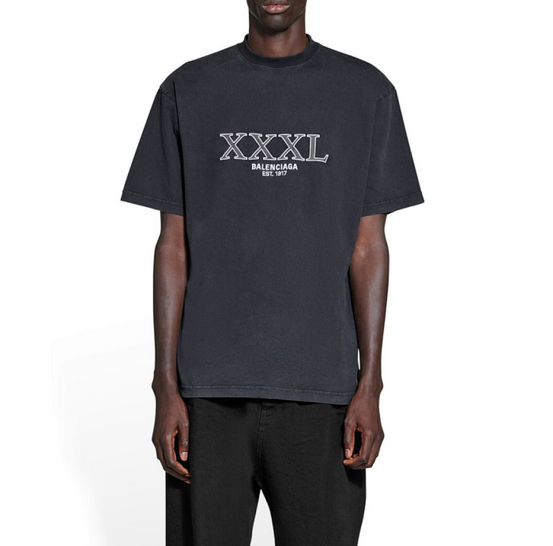 Balenciaga XXXL Short Sleeve - Image 13