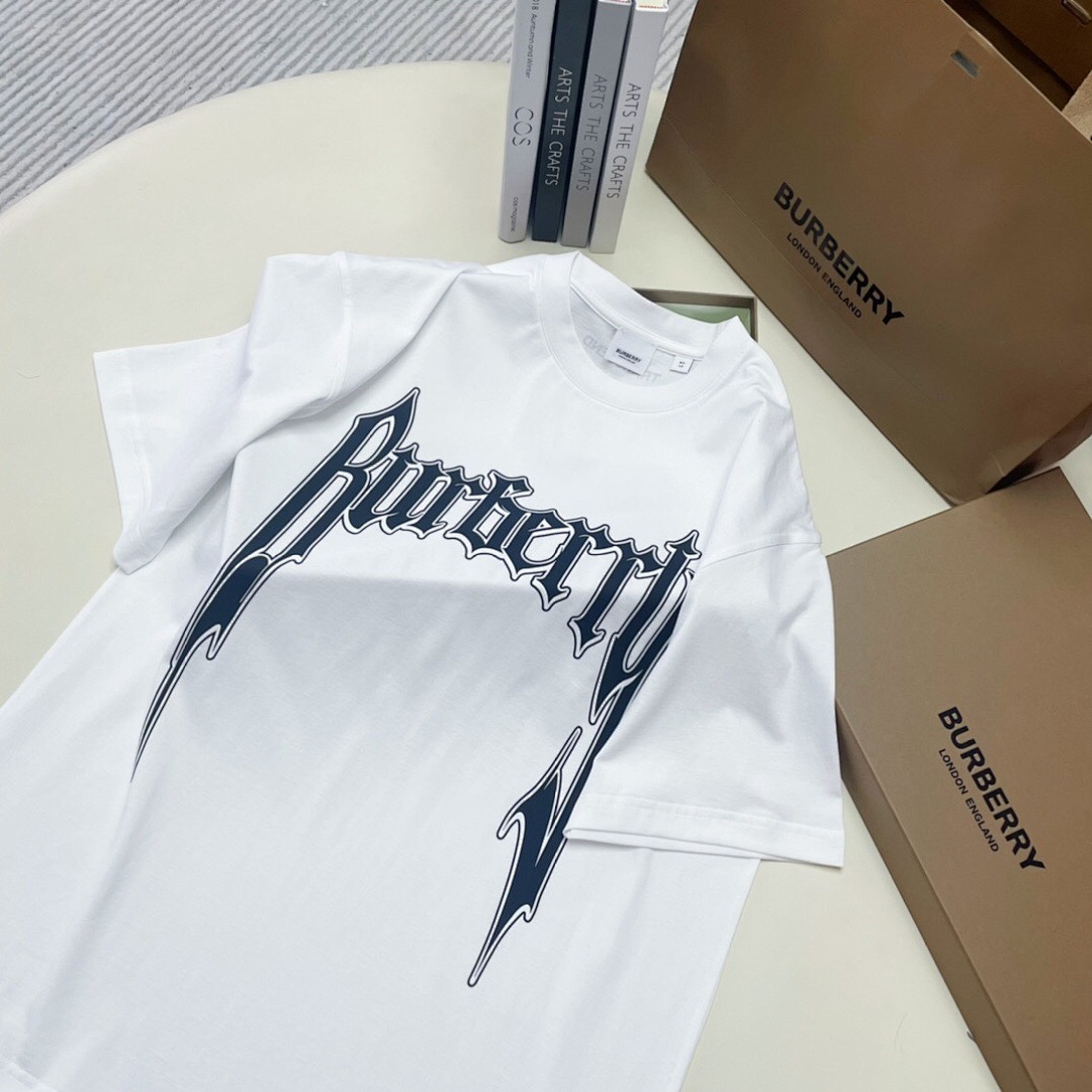 Burberry BU Electric Big Logo Short Sleeve - Image 5