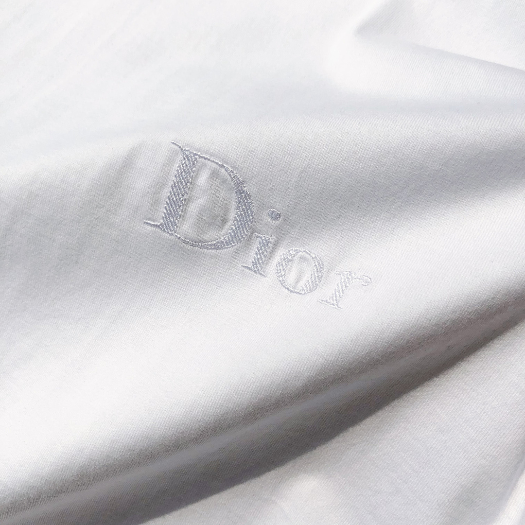 Unbranded DR Embroidered T (White) - Image 7