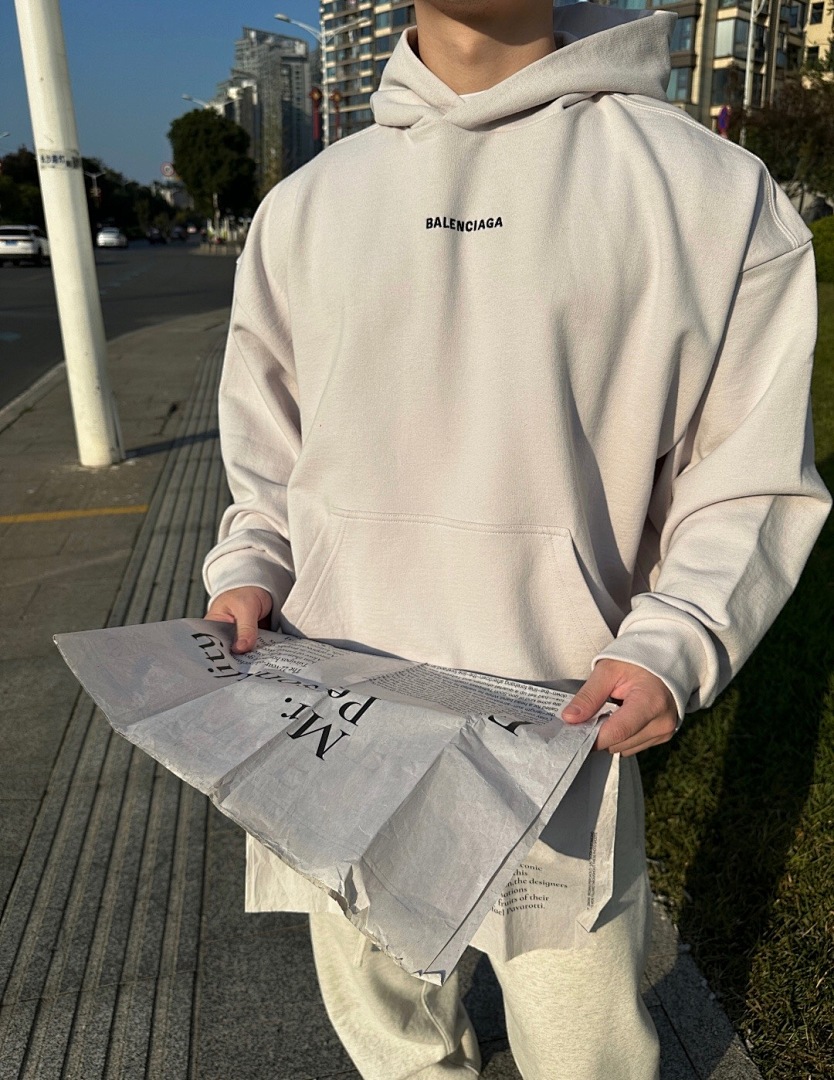 Balenciaga Apricot - Image 15