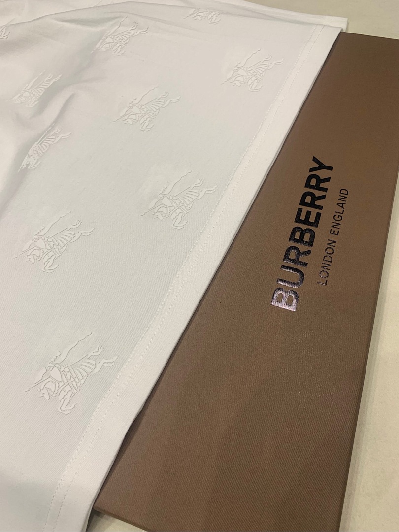 Burberry Label Print T White (Women) - Image 6