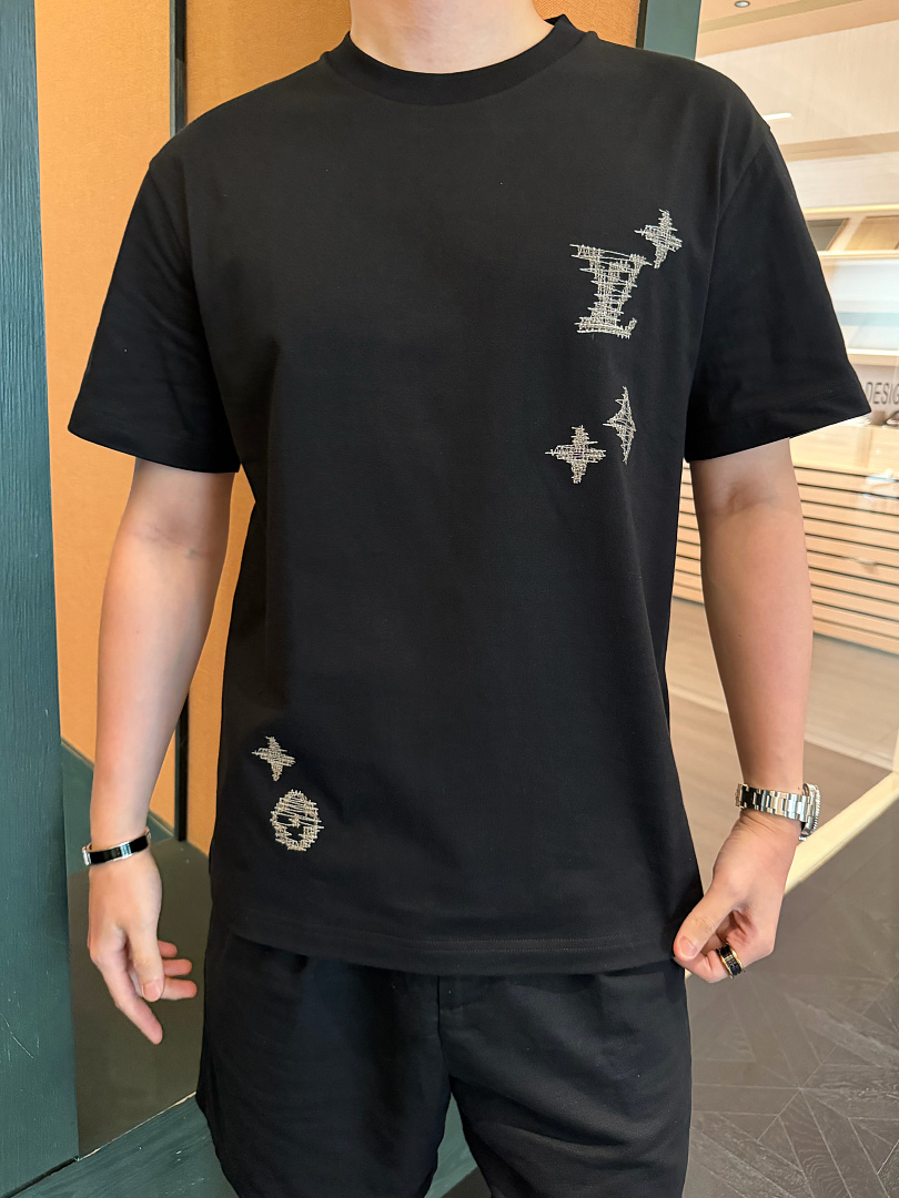 Unbranded Triple Floral Stitching Embroidered T (Black) - Image 20