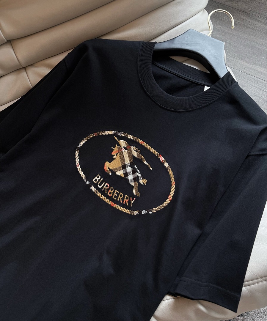 Burberry Plaid Black T - Image 5