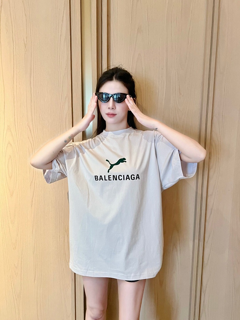Balenciaga Collab Print T - Image 17