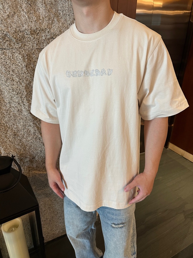 Burberry BBR Print T Apricot - Image 17