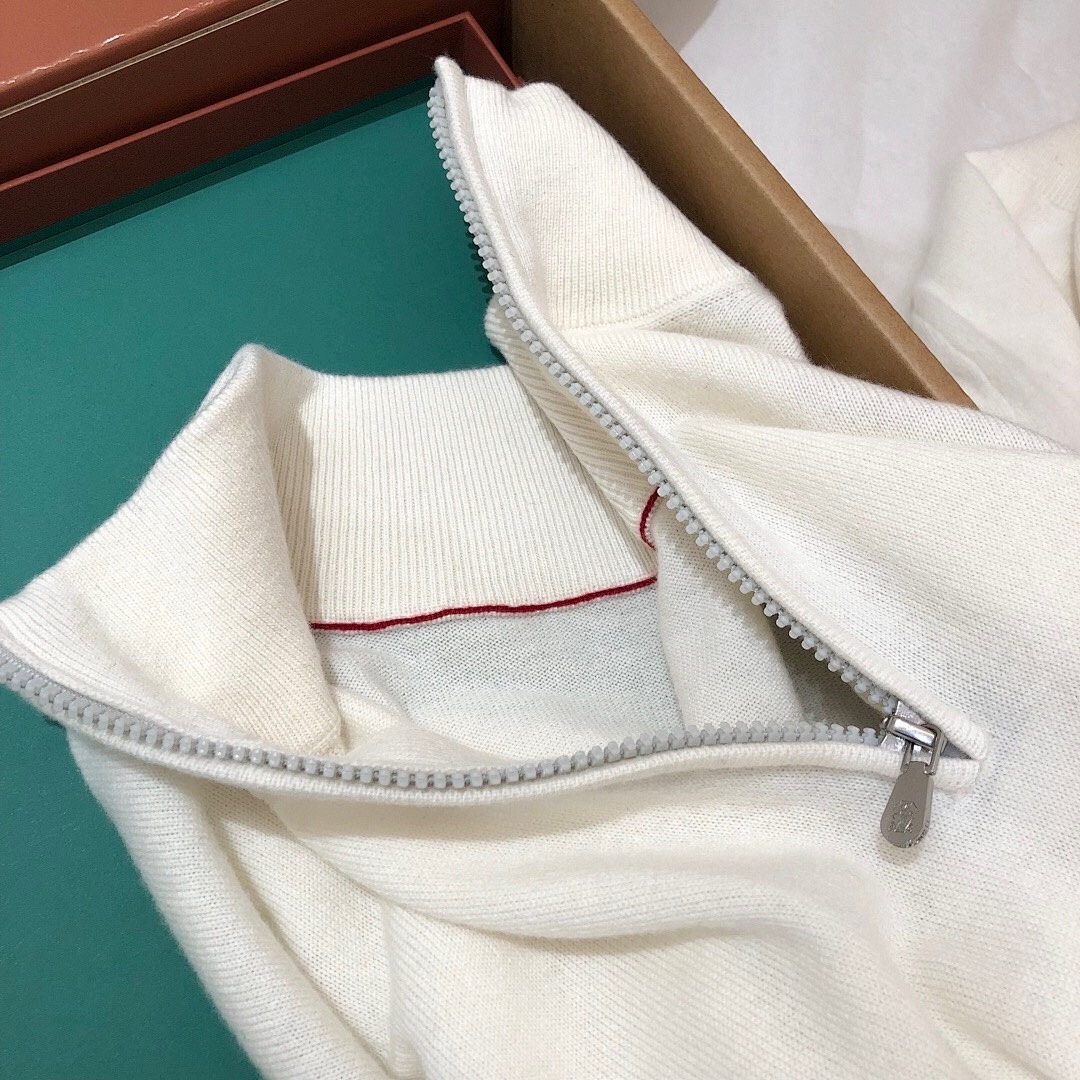 Unbranded Mountain Velvet Half Fleece (White) - Image 10