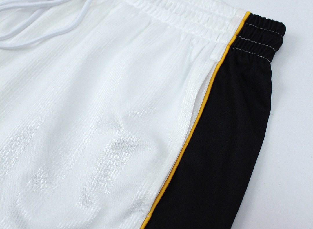 Unbranded Beverly Hills Shorts - Image 7