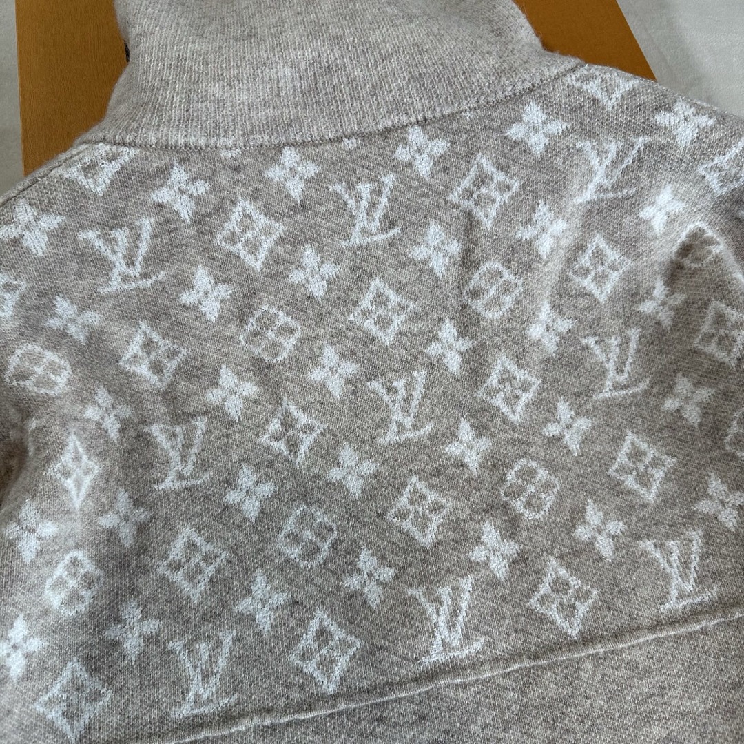 Unbranded Wool Blend Half Zip Sweater - Image 9