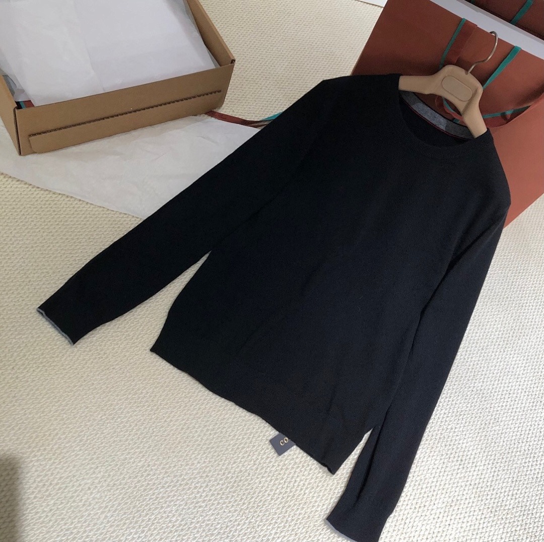 Unbranded Mountain Velvet Fleece (Black) - Image 4