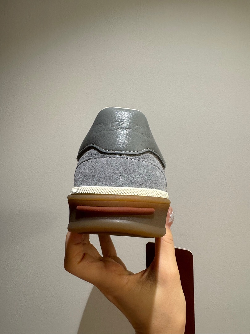 Unbranded LP - Image 18