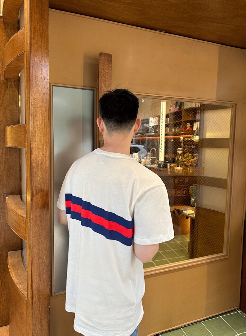 Gucci Red Blue Double G Short Sleeve - Image 14