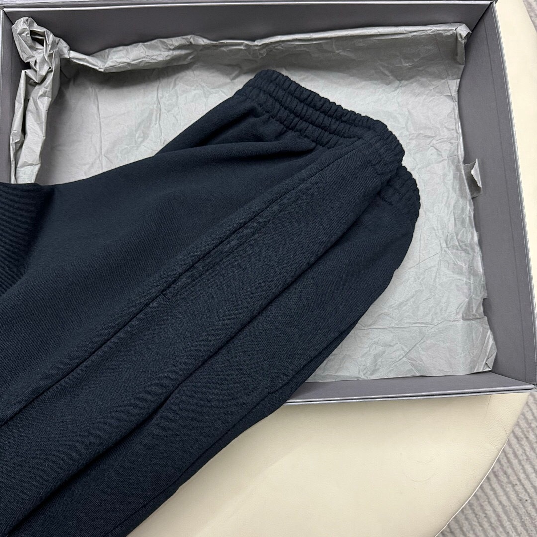 Balenciaga BB Embroidered Short (Black) - Image 9
