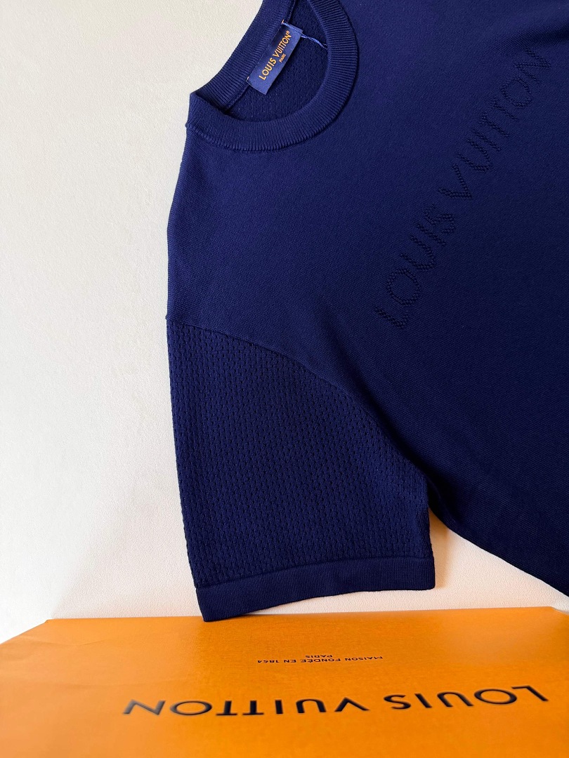 Unbranded Embroidered Fleece Short Sleeve - Image 7