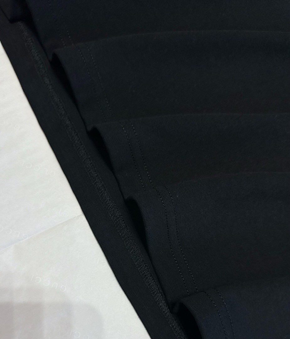 Gucci Fleece Embroidered T (Black) - Image 8