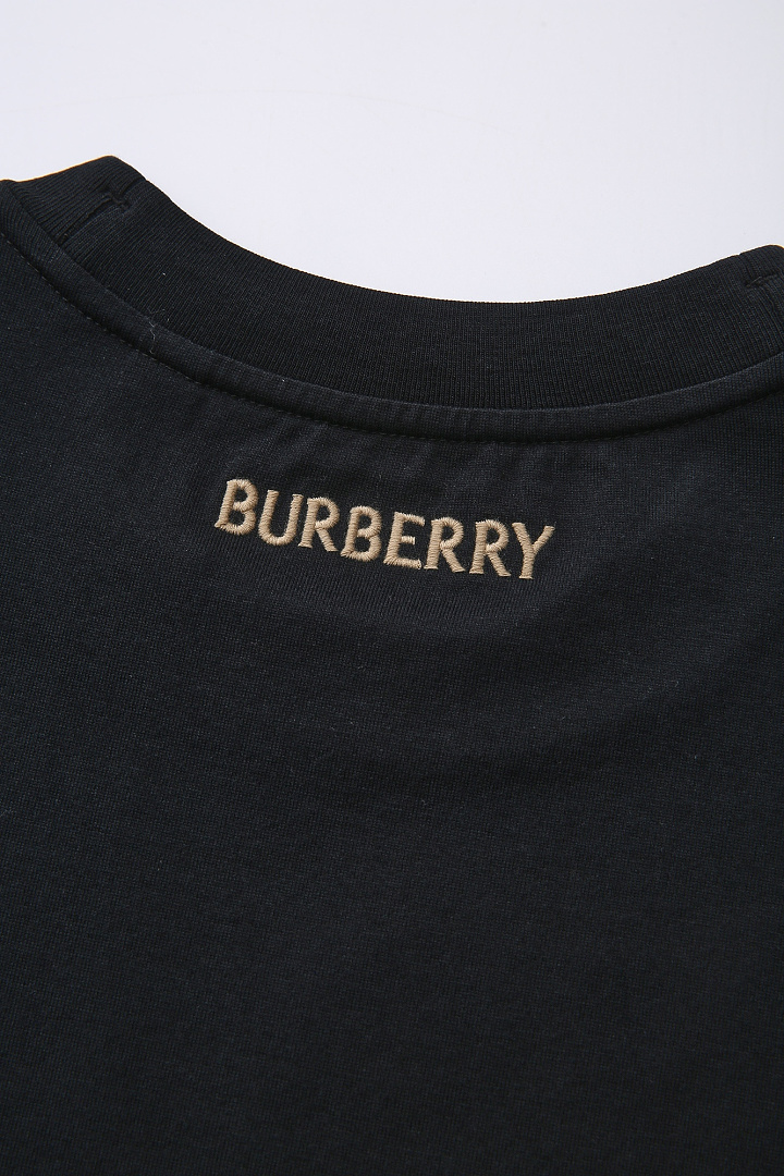 Burberry Plaid Embroidered T (Black) - Image 19