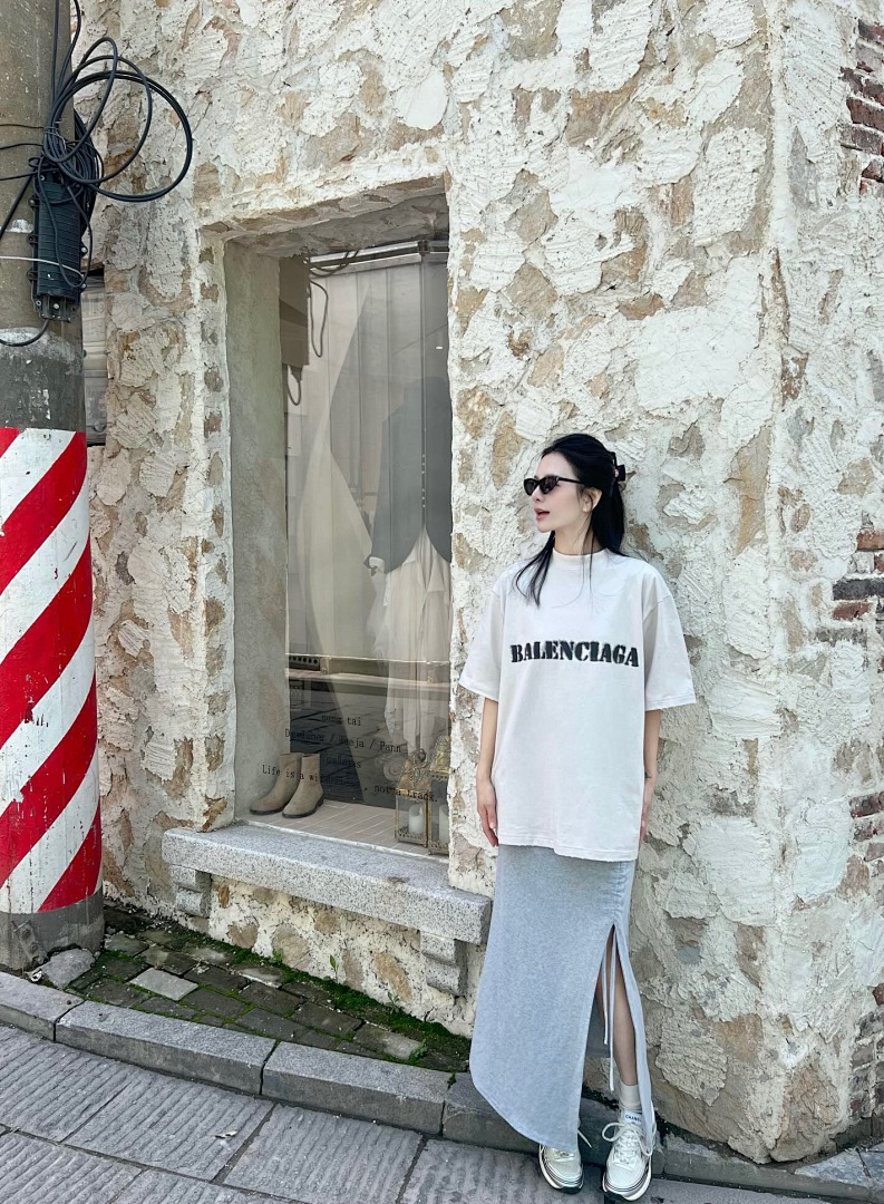 Balenciaga Short Sleeve - Image 15