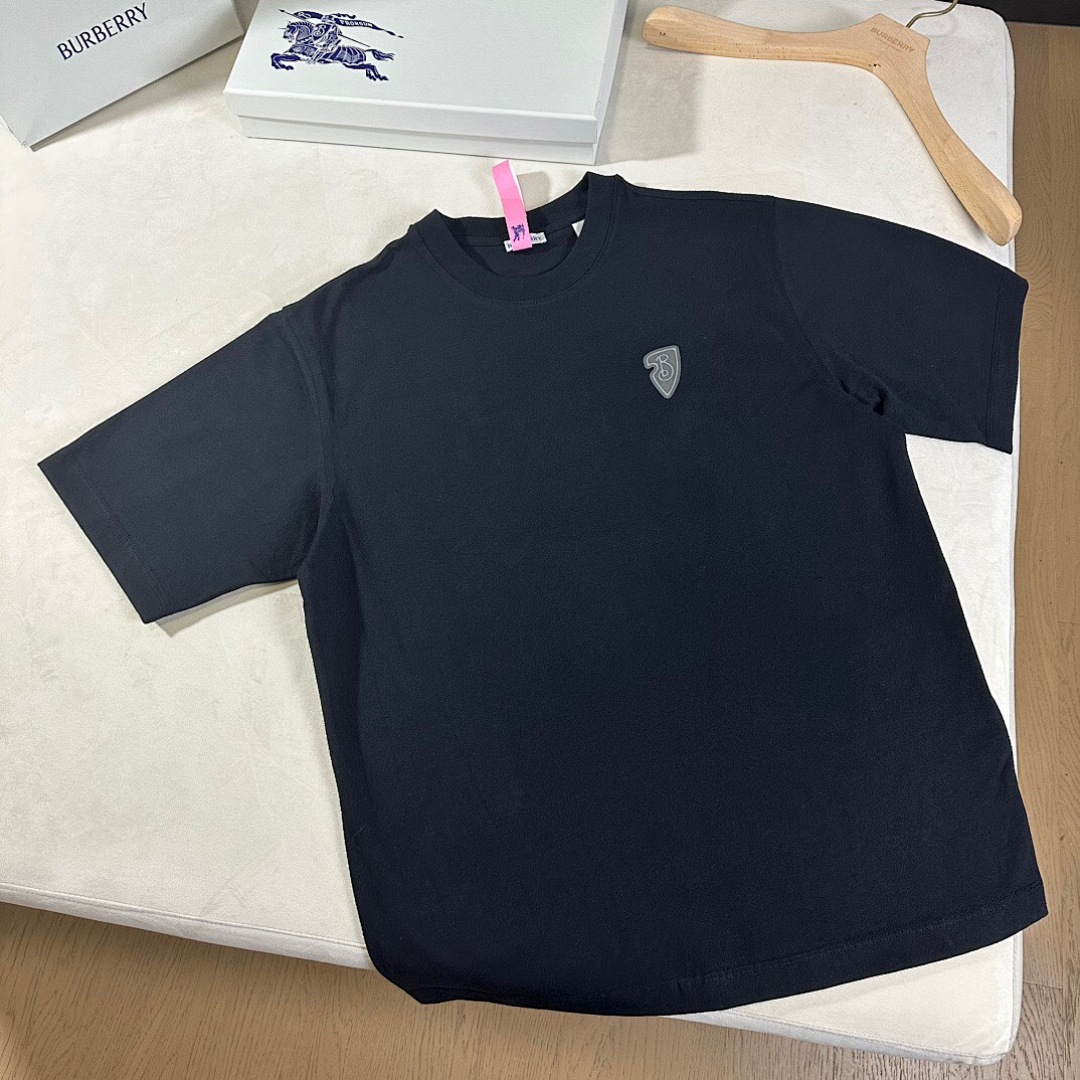 Burberry Print Short Sleeve - Image 4