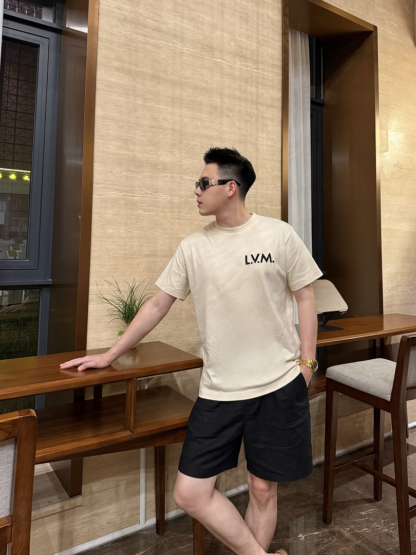 Unbranded M Embroidered Short Sleeve - Image 17