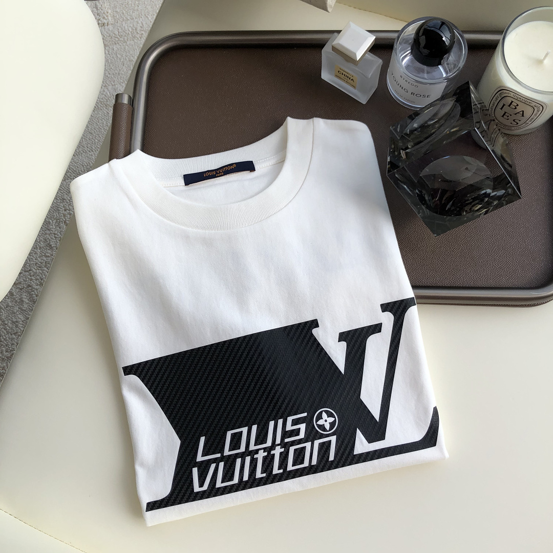 Unbranded V Label Short Sleeve - Image 8