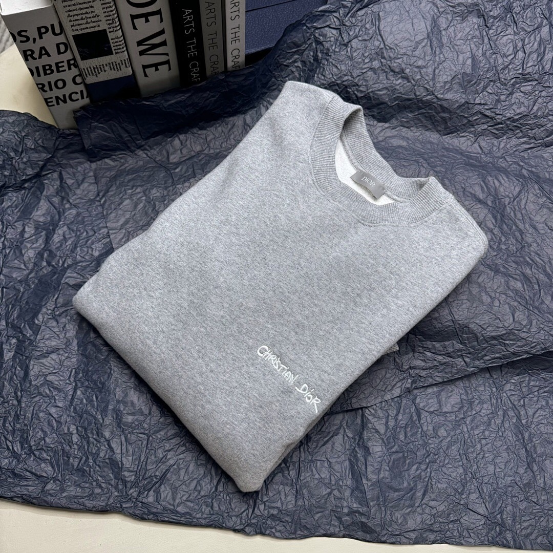 Unbranded Dr Small Embroidered Floral (Grey) - Image 9