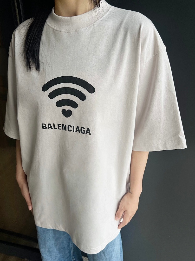 Balenciaga 520 Limited Exclusive Short Sleeve - Image 15