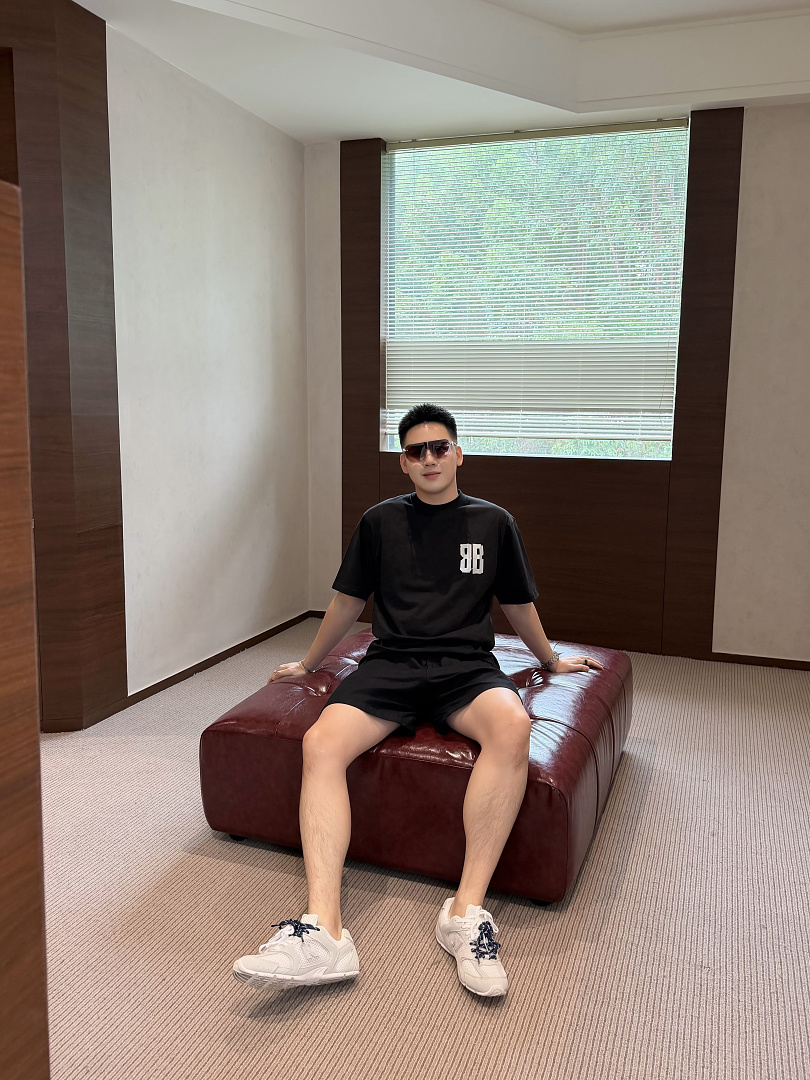 Balenciaga Silver Tape T-Shirt - Image 25