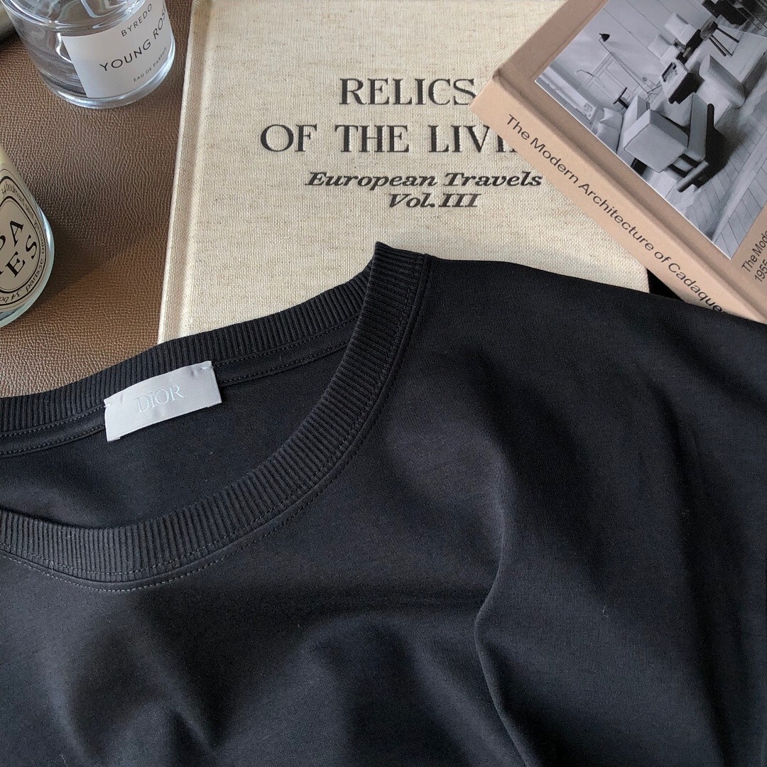 Unbranded CD Small Embroidered T (Black) - Image 10