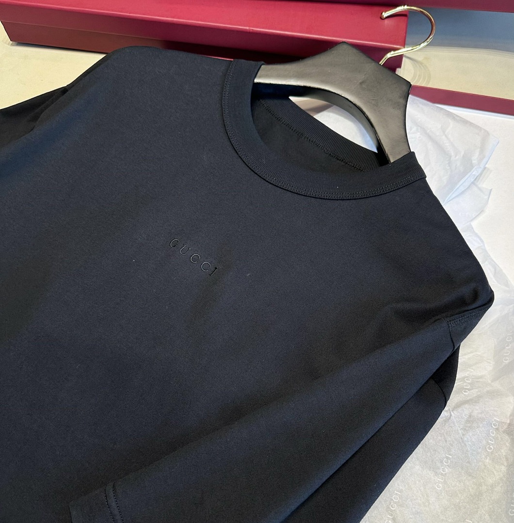 Gucci Red Blue Strap Embroidered T - Image 6