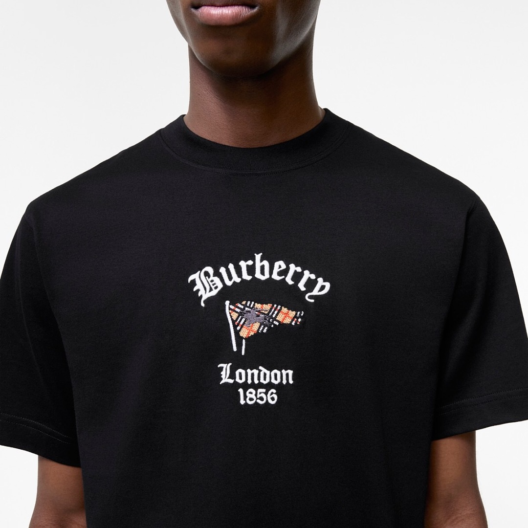 Burberry Plaid T (Black)