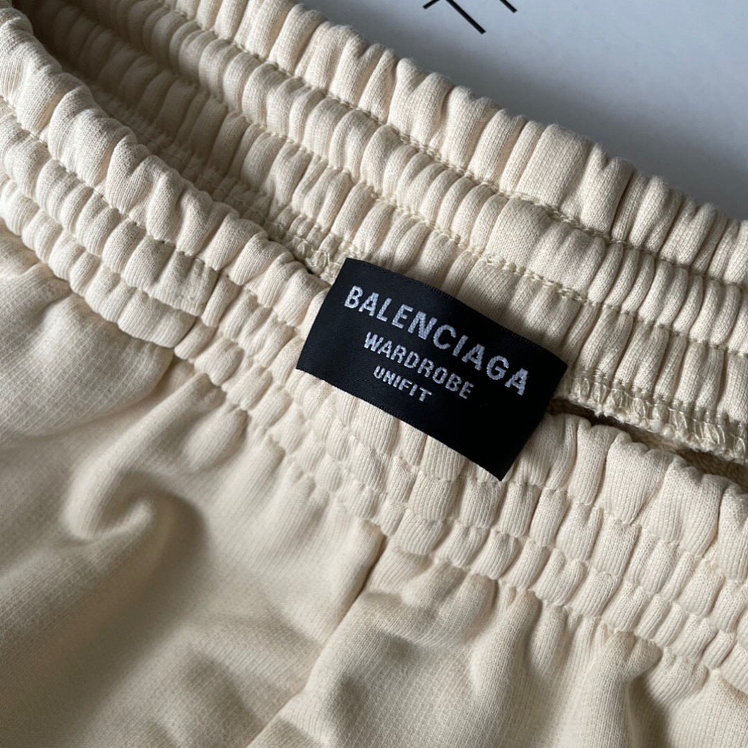 Balenciaga Embroidered Short Apricot - Image 7