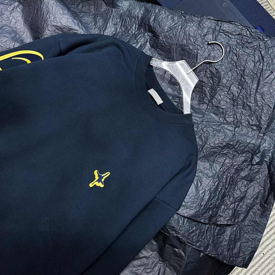 Unbranded DR Big Embroidered - Image 5