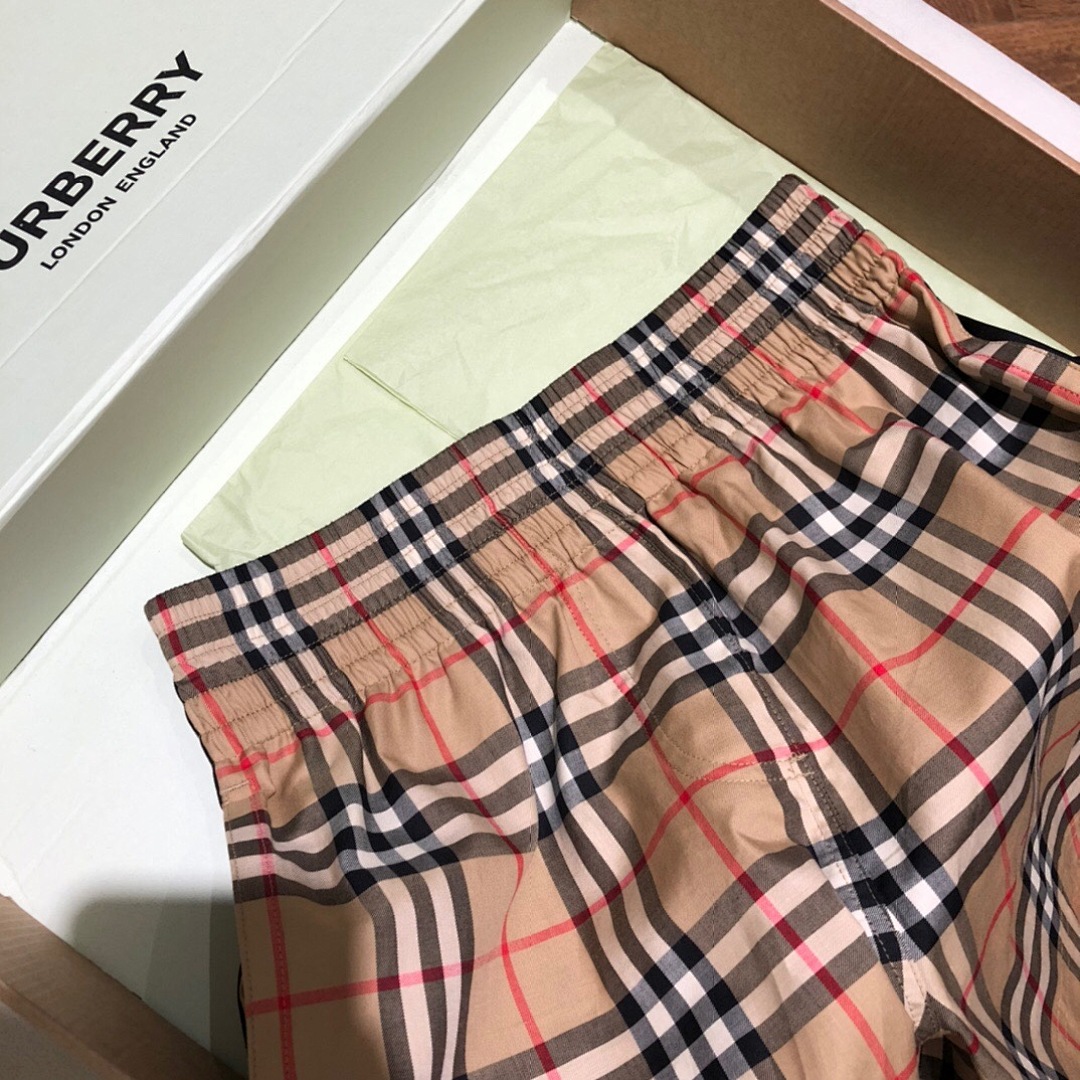 Burberry Black Short (Women) - Image 5