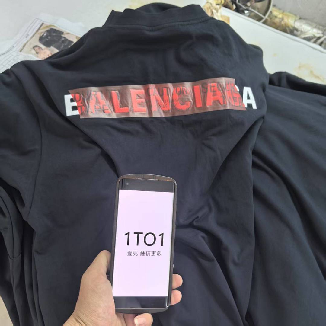 Balenciaga Floral Gum Strap T - Image 2