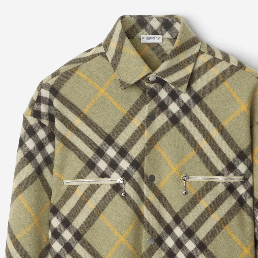 Burberry Plaid Fleece - Image 2