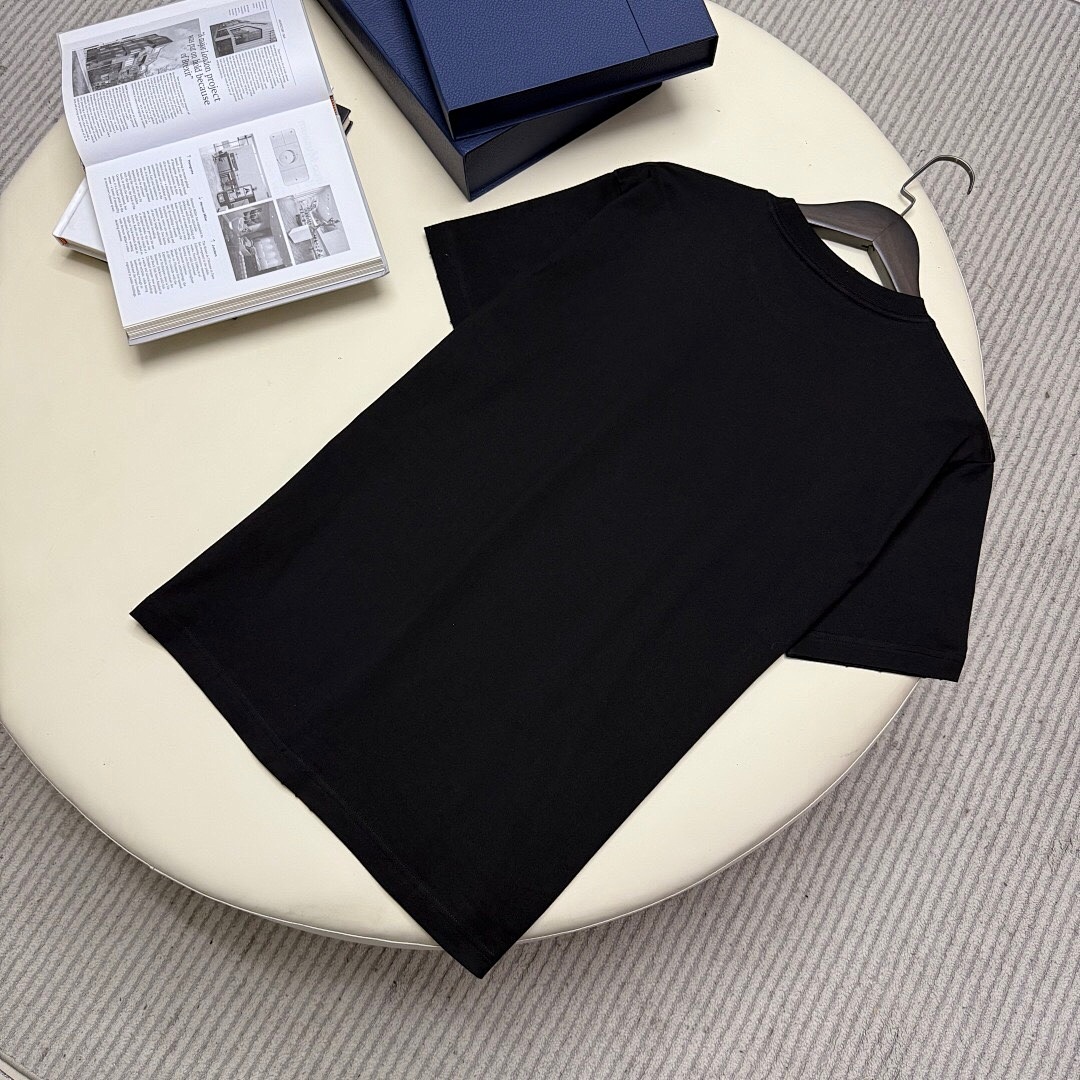 Unbranded Print T (Black) - Image 5