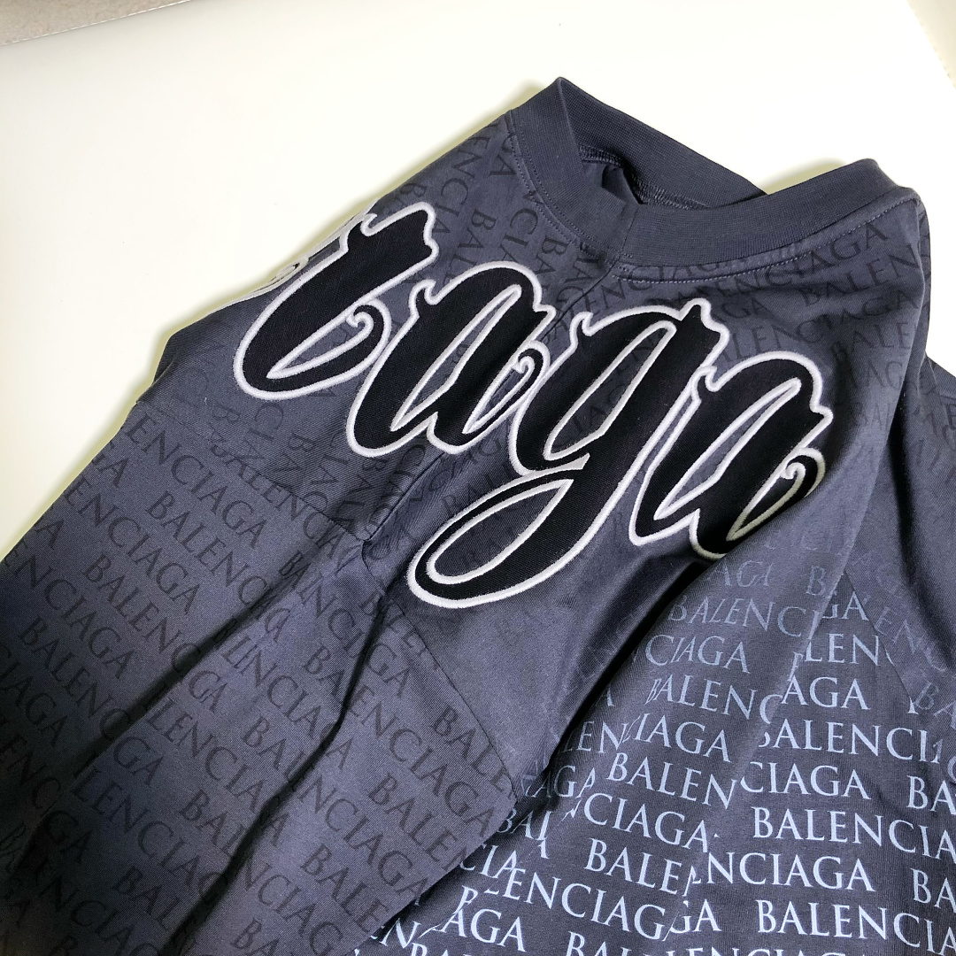 Balenciaga Print Big Embroidered T - Image 11