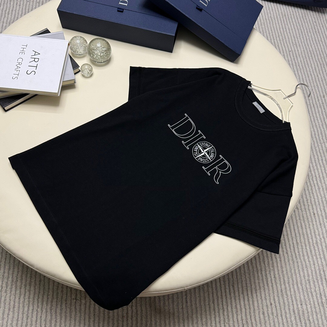 Unbranded DR Star Label Collab Short Sleeve (Black) - Image 4
